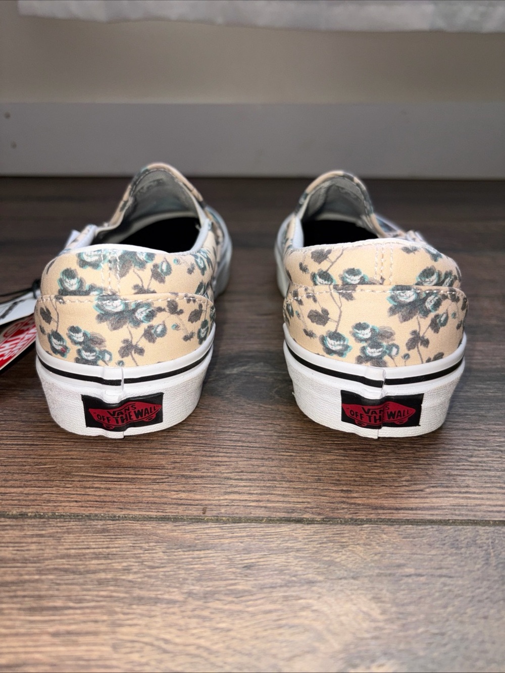 Vans X House Of Terror 'The Shining' Twins Slip On Women’s 7 Horror Shoe - Picture 5 of 7